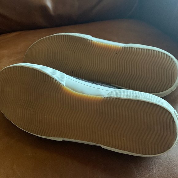 Michael Kors Signature Sneakers - Picture 4 of 8